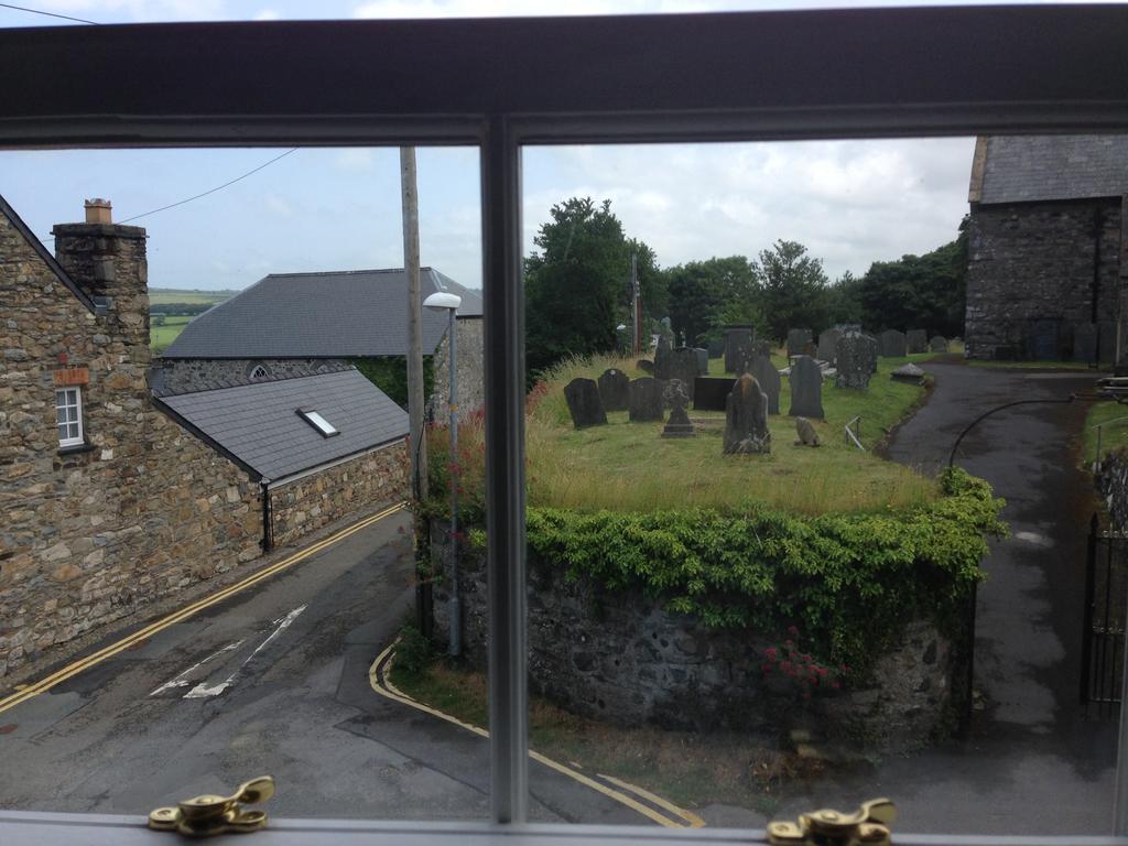 Steeple View Bed & Breakfast Newport  Bagian luar foto